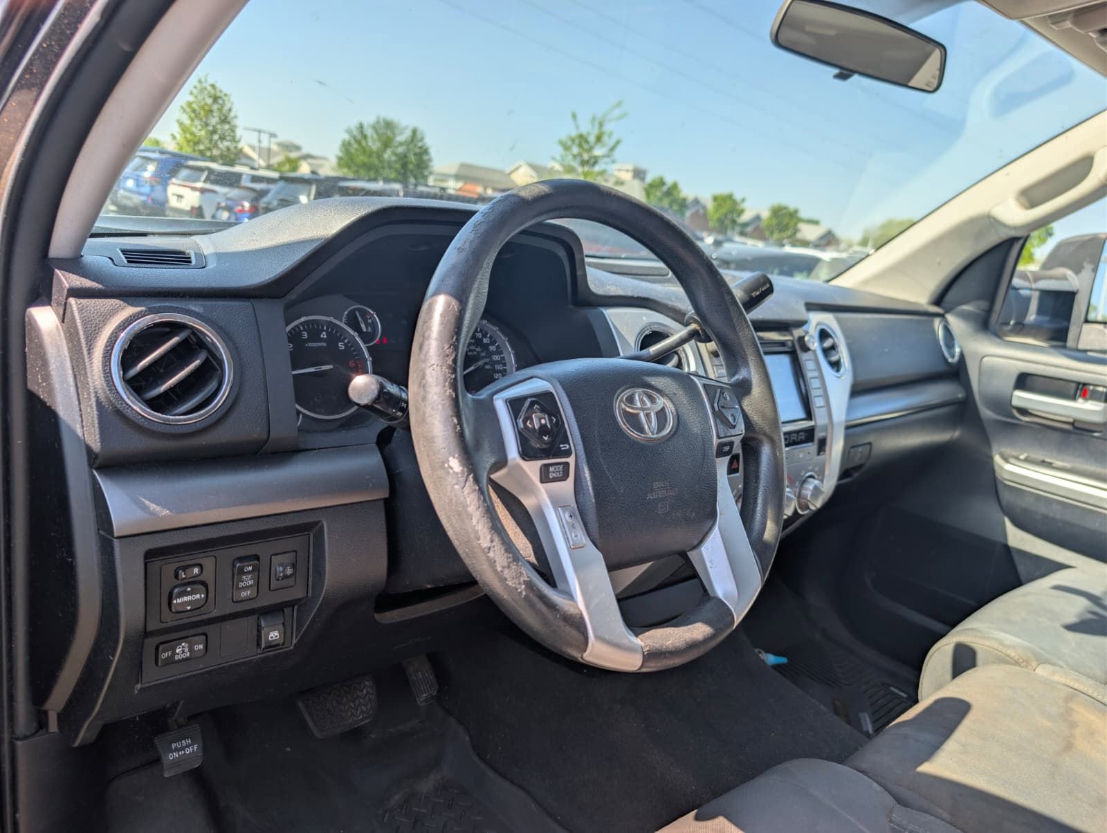 Used 2014 Toyota Tundra SR5 w/ TRD Off Road Package AWD/4WD image 11