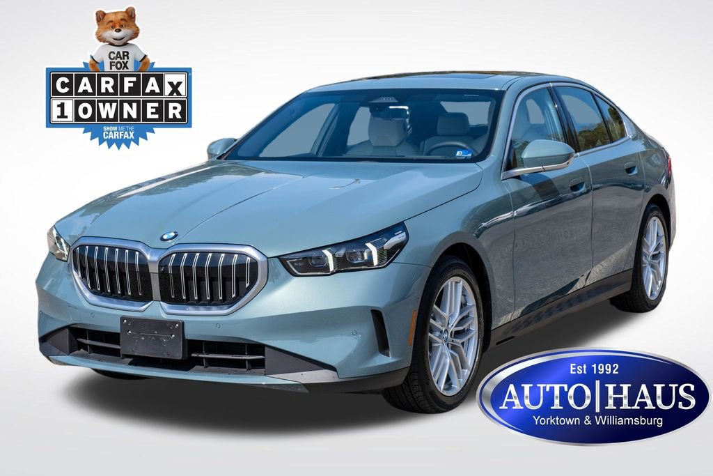 Used 2025 BMW 530i xDrive w/ Premium Package image 1