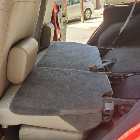 Used 2008 Jeep Wrangler Unlimited Rubicon w/ Dual Top Group image 39