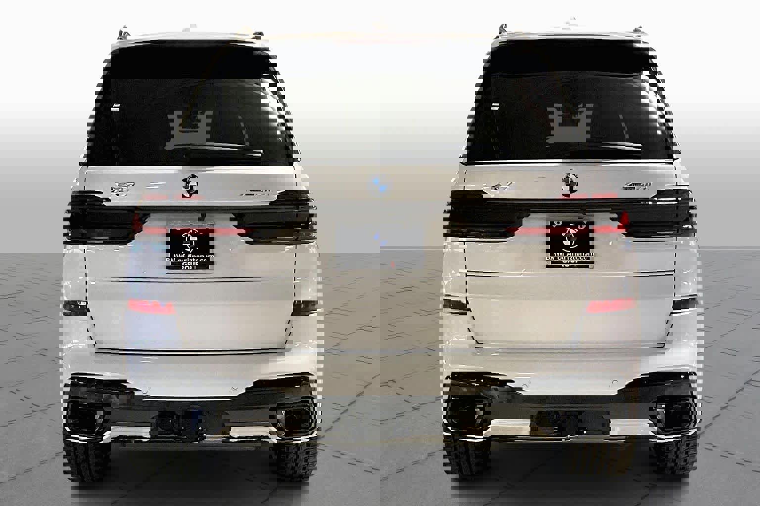 New 2026 BMW X7 xDrive40i w/ Executive Package image 4