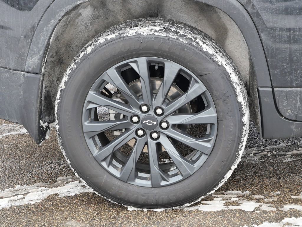Used 2023 Chevrolet Traverse RS image 10