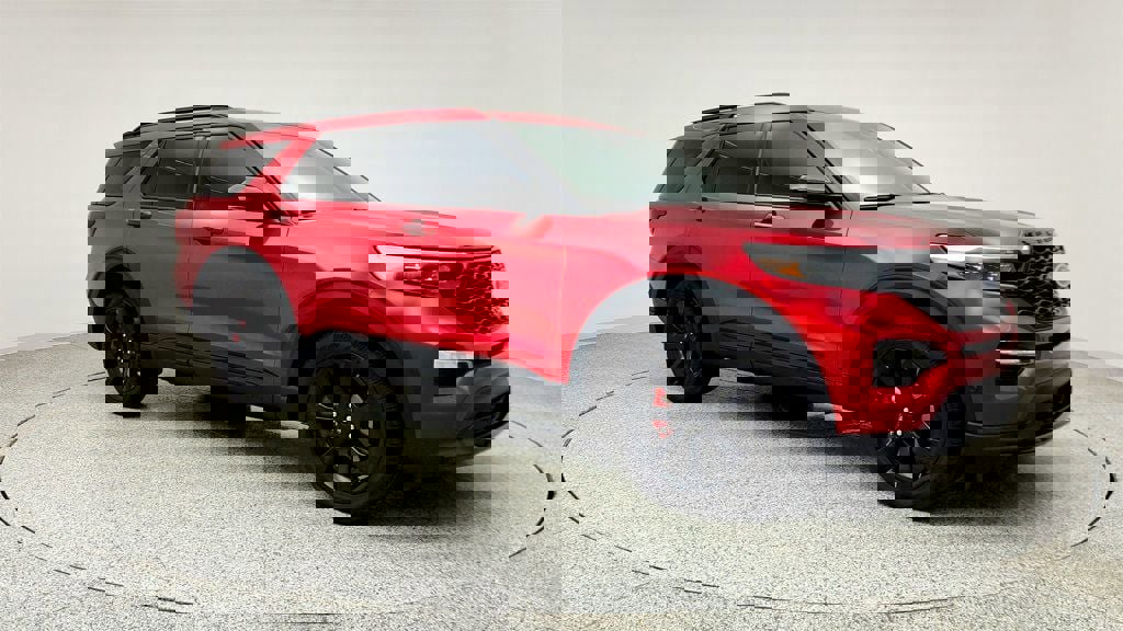 Used 2023 Ford Explorer ST w/ Equipment Group 401A image 3
