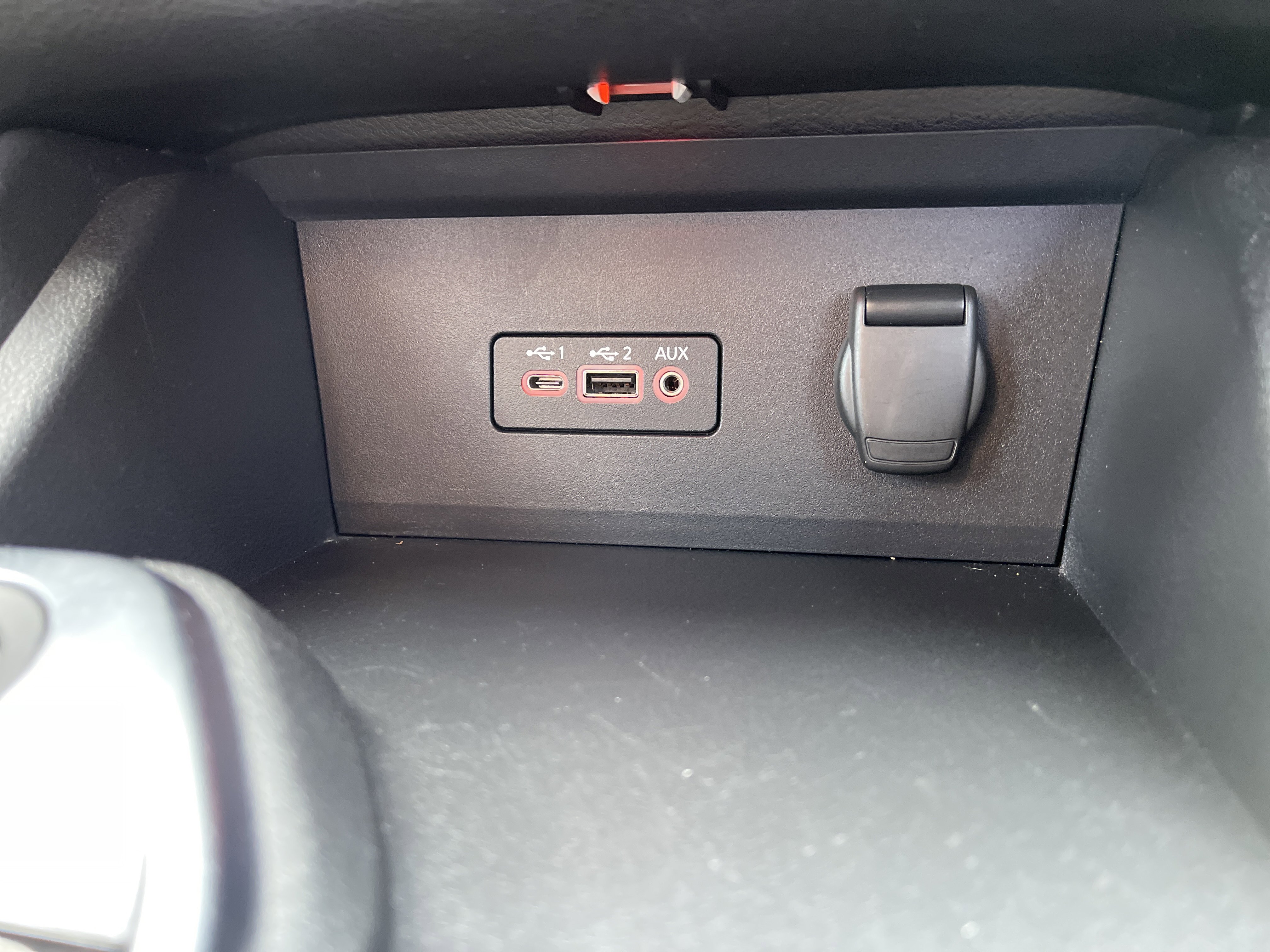 Used 2022 Nissan Sentra SV image 25