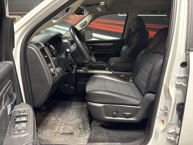 Used 2018 RAM 2500 Big Horn w/ Sport Appearance Group image 4