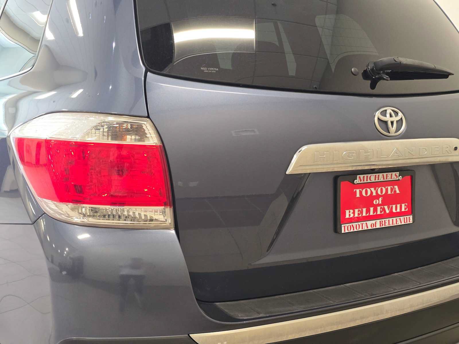Used 2013 Toyota Highlander Limited AWD/4WD image 7