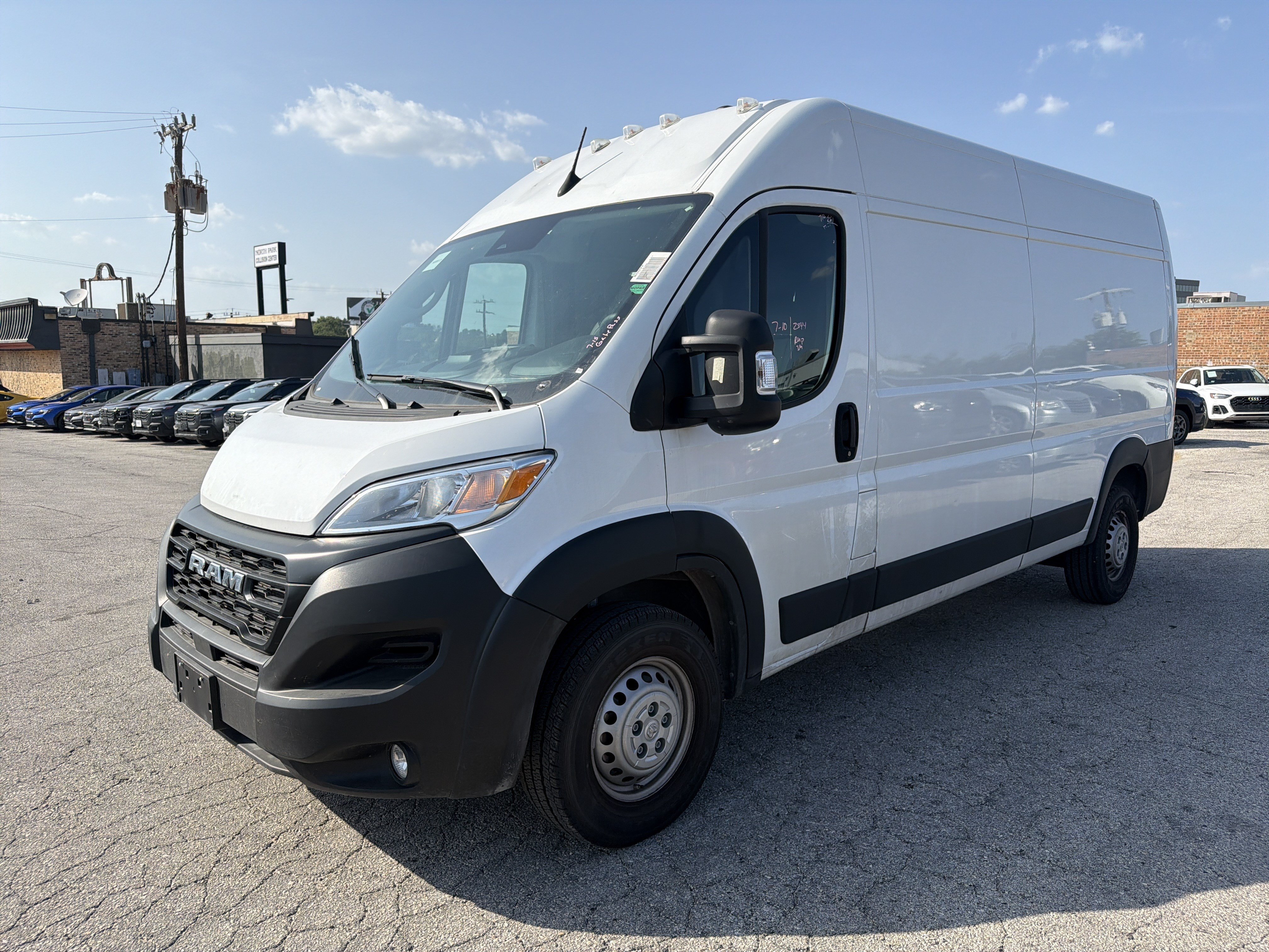 Used 2026 RAM ProMaster 2500 w/ Convenience Group FWD image 7