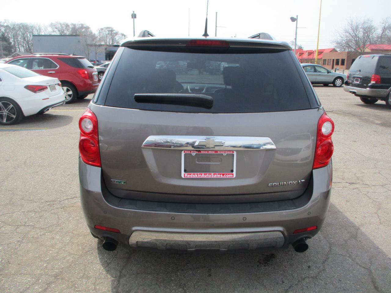 Used 2011 Chevrolet Equinox LT w/ Chrome Appearance Package FWD image 5
