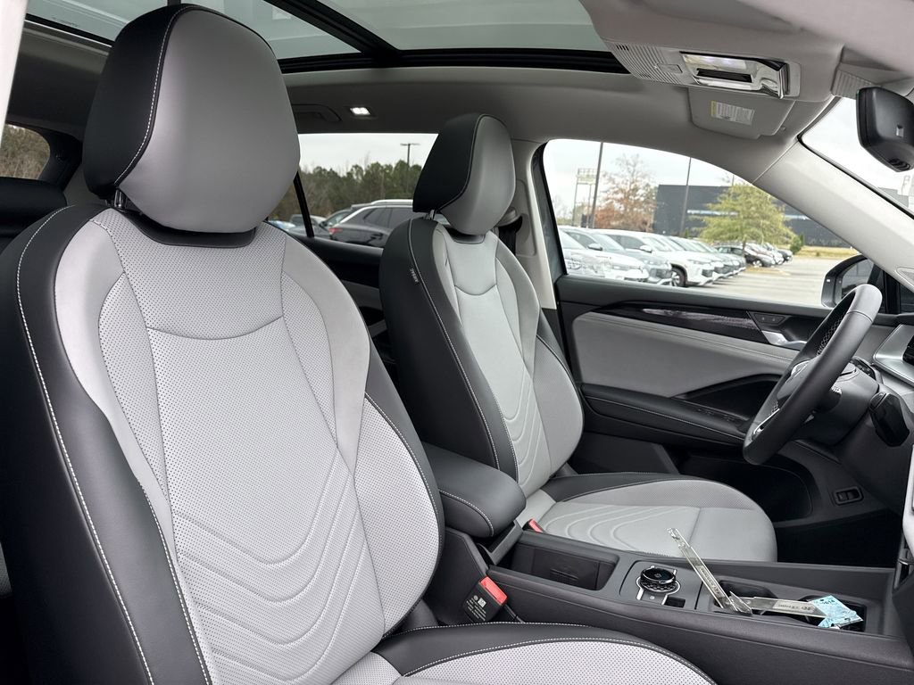 New 2026 Volkswagen Tiguan SE image 20