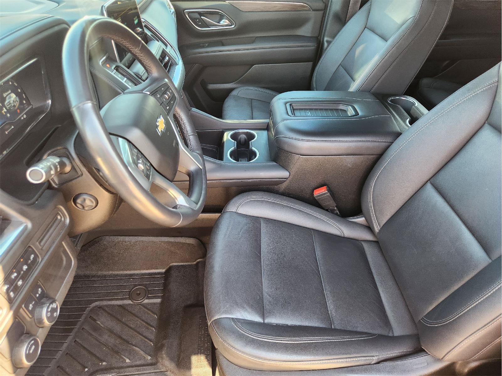 Used 2022 Chevrolet Tahoe LT w/ LT Signature Plus Package RWD image 13