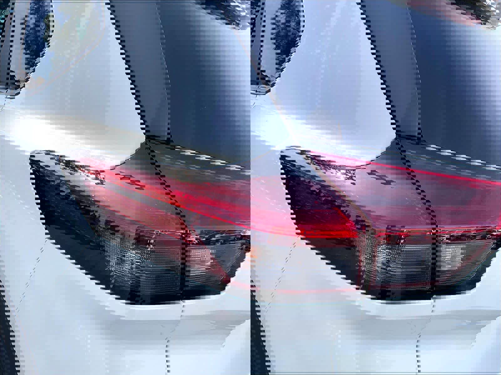 Used 2023 Nissan Rogue SV image 30