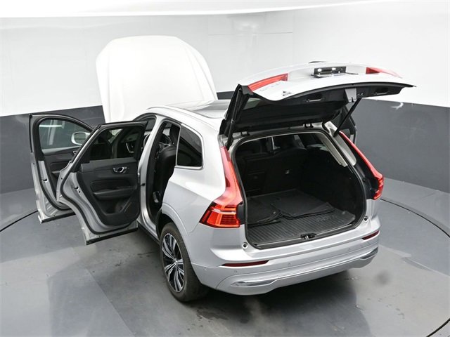 Used 2022 Volvo XC60 B5 Inscription w/ Advanced Package image 52