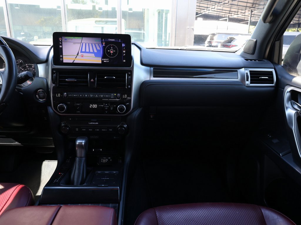 Used 2023 Lexus GX 460 Luxury image 24