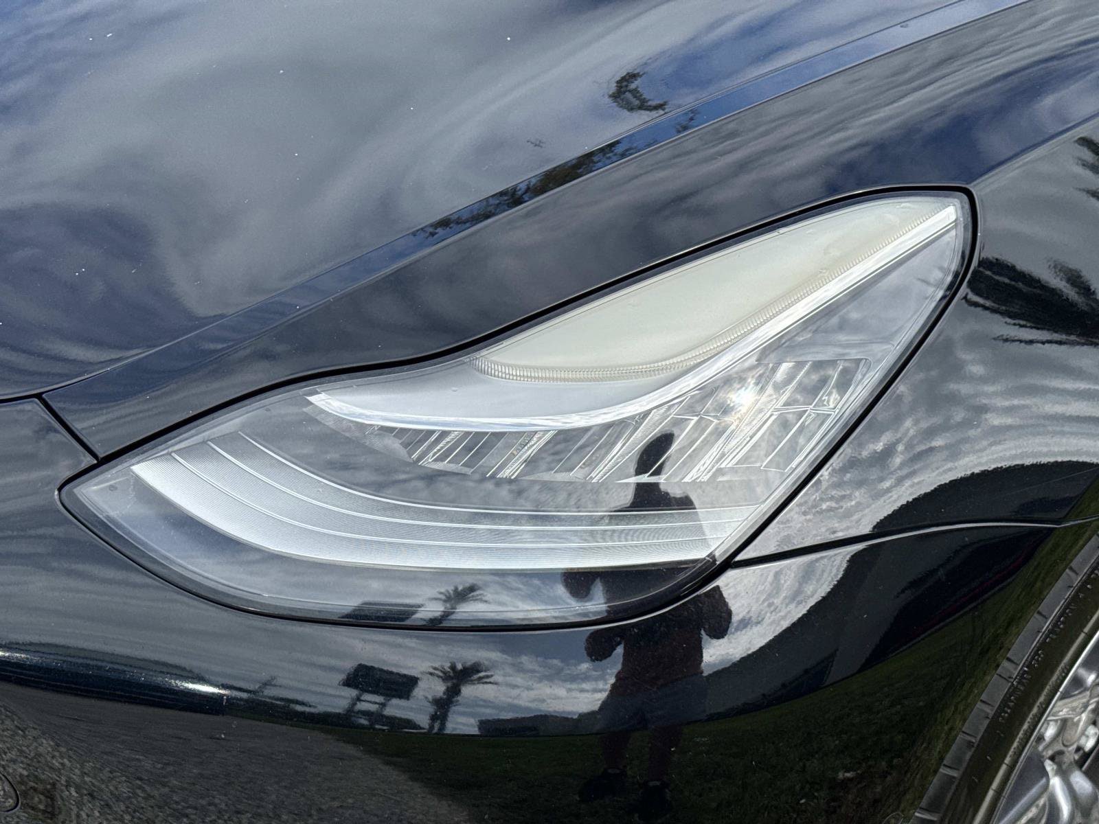 Used 2019 Tesla Model 3 Standard Range RWD image 9