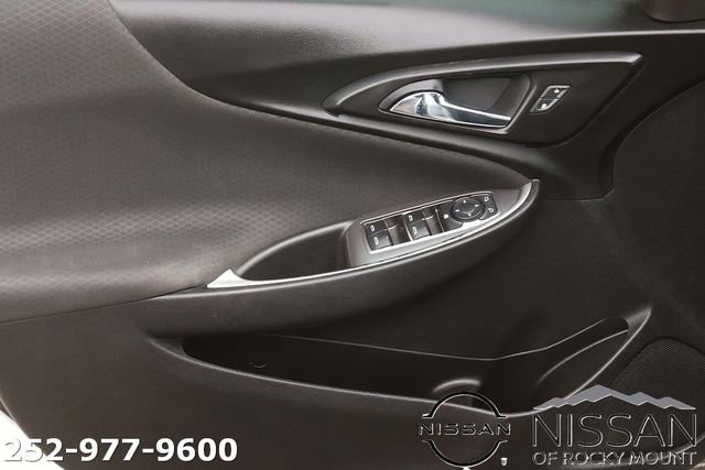 Used 2019 Chevrolet Malibu LS w/ LPO, Convenience Package 2 FWD image 9