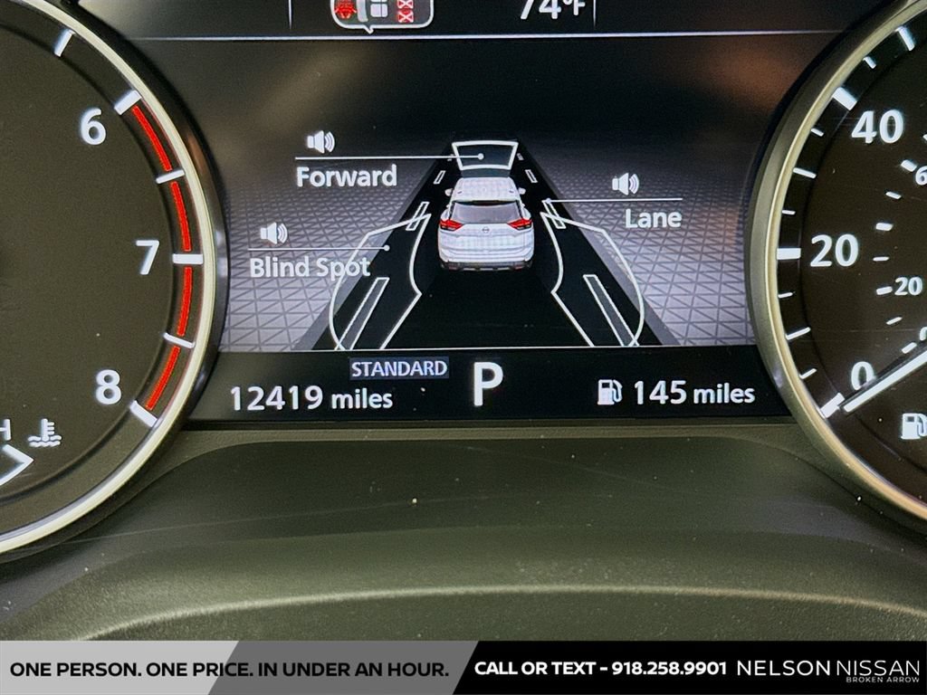 Certified 2026 Nissan Rogue SV FWD image 12