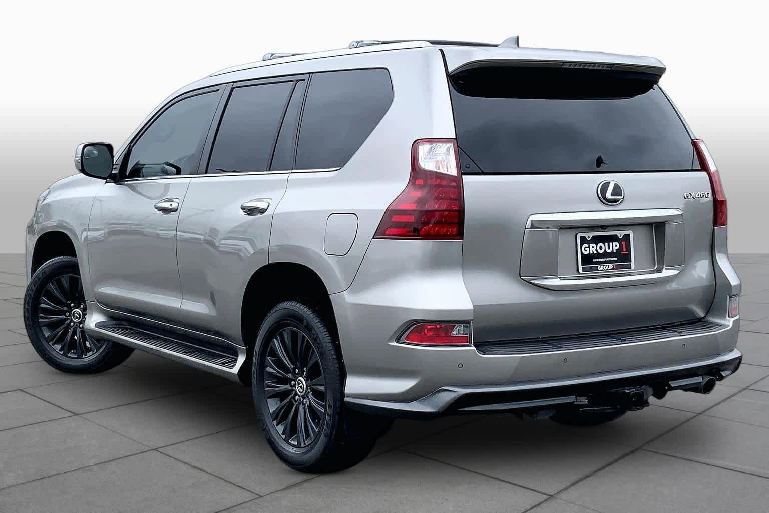 Used 2022 Lexus GX 460 Premium w/ Accessory Package AWD/4WD image 12