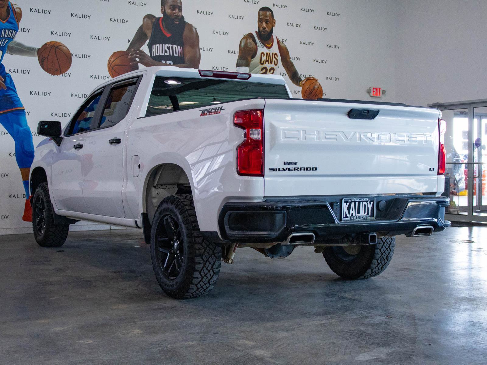 Used 2022 Chevrolet Silverado 1500 LT Trail Boss w/ LPO, Dark Essentials Package image 21