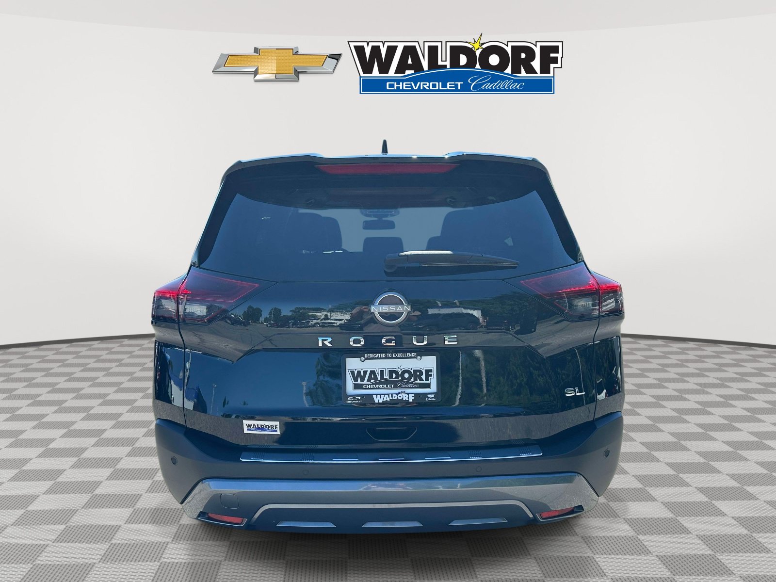 Used 2023 Nissan Rogue SL FWD image 5