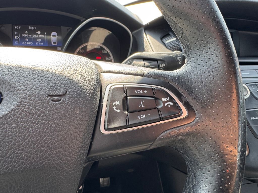 Used 2017 Ford Focus ST image 14