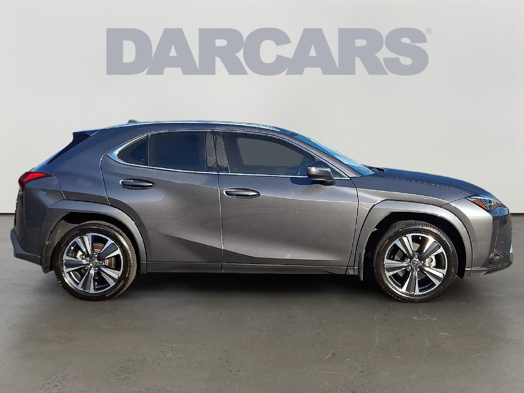 Used 2024 Lexus UX 250h AWD w/ Premium Package image 8