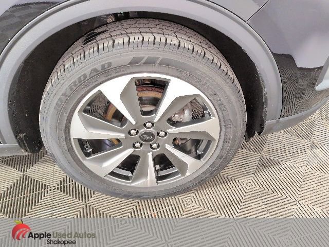 Used 2024 Ford Escape Platinum image 46