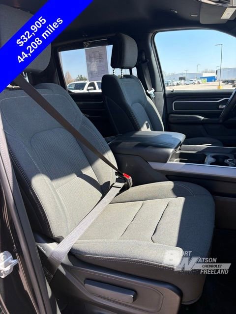 Used 2023 RAM 1500 4x4 Crew Cab image 34