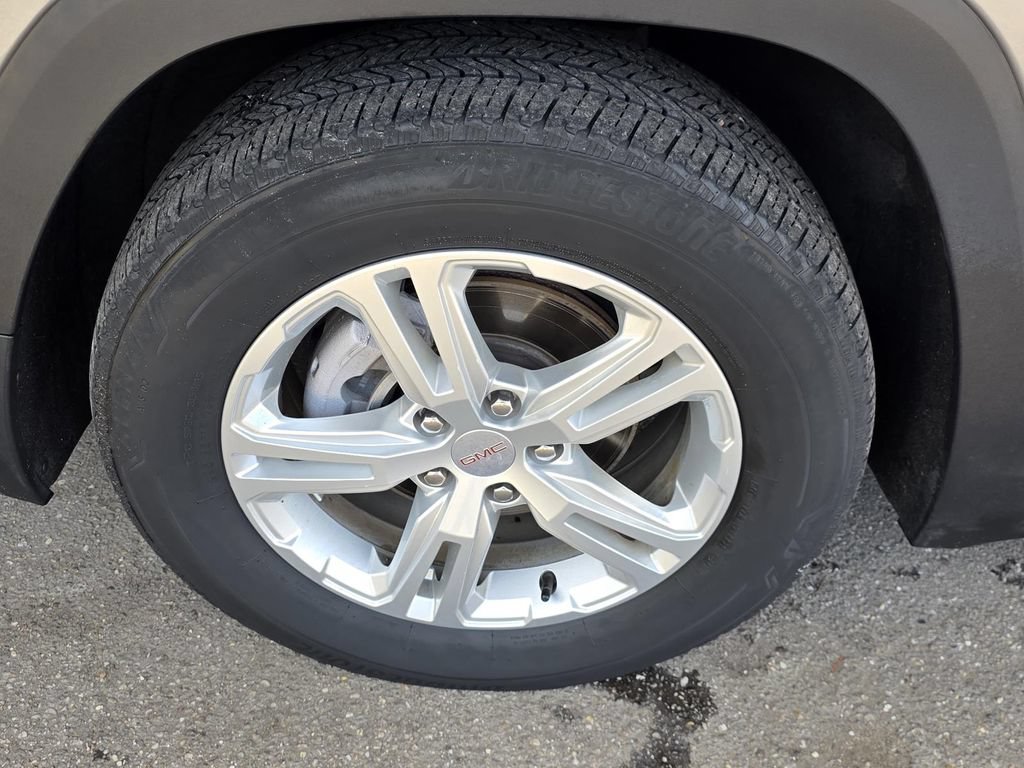 Used 2024 GMC Terrain SLE AWD/4WD image 31