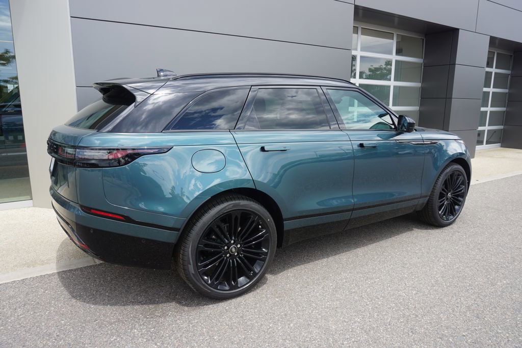 New 2026 Land Rover Range Rover Velar Dynamic SE image 4