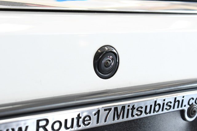 Used 2022 Volkswagen Tiguan SEL R-Line AWD/4WD image 7