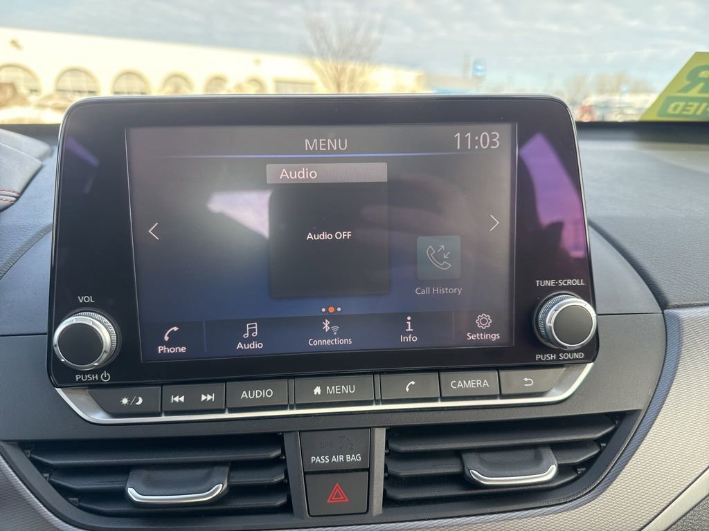 Used 2024 Nissan Altima 2.5 SR FWD image 41