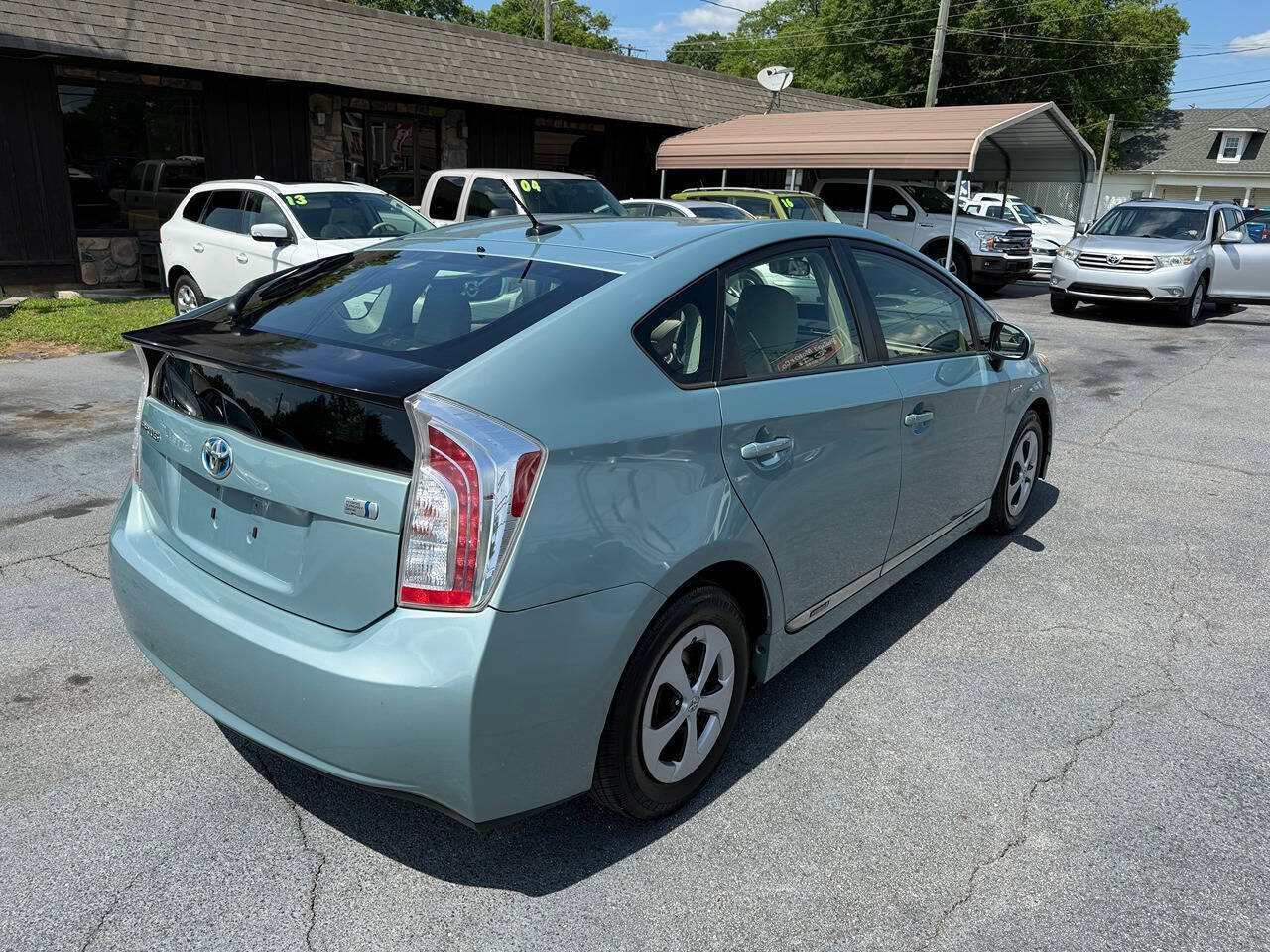 Used 2014 Toyota Prius Three w/ Preferred Accessory Package FWD image 4