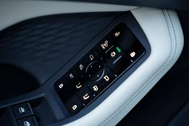 New 2026 Audi A6 Premium Plus AWD/4WD image 18
