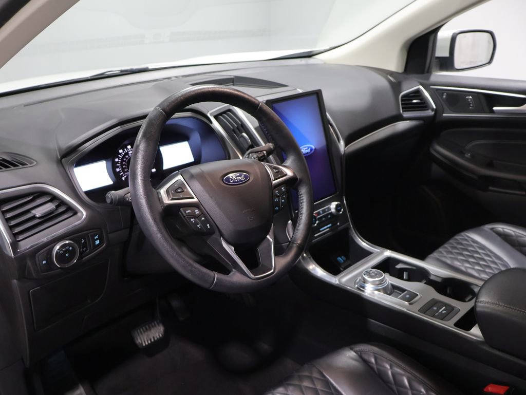 Used 2024 Ford Edge Titanium w/ Equipment Group 301A AWD/4WD image 14
