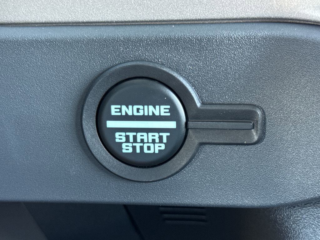 New 2025 Ford Bronco Outer Banks image 24