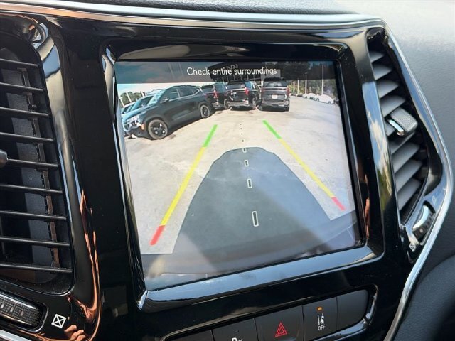 Used 2022 Jeep Cherokee Limited AWD/4WD image 28