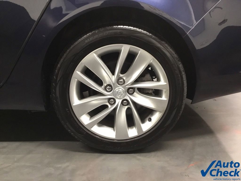 Used 2017 Buick Regal Premium w/ Driver Confidence Package #1 image 19