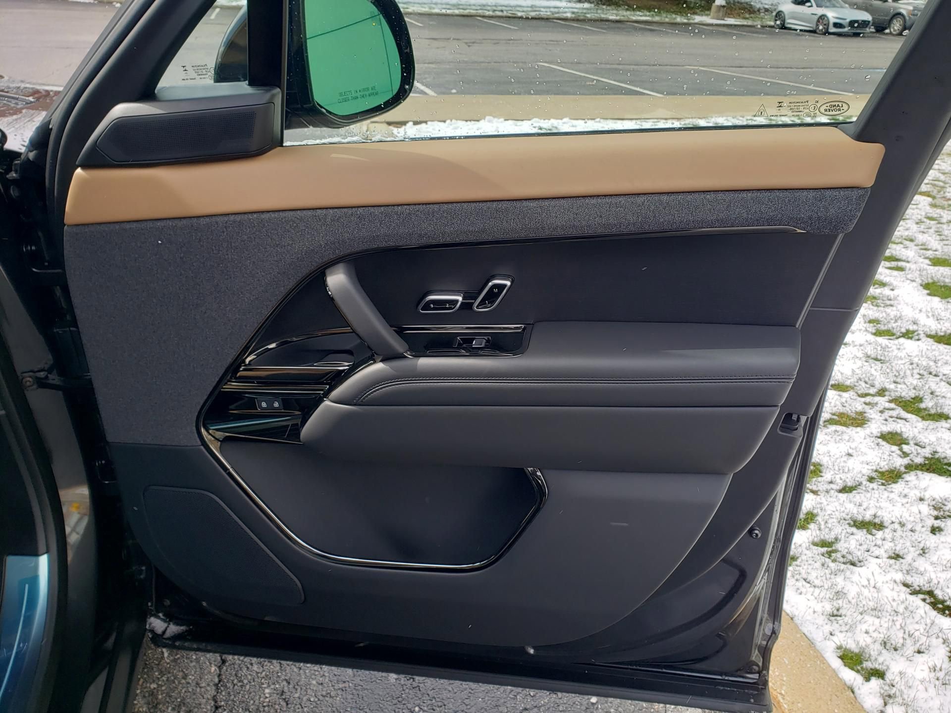 New 2026 Land Rover Range Rover Sport Dynamic SE image 18