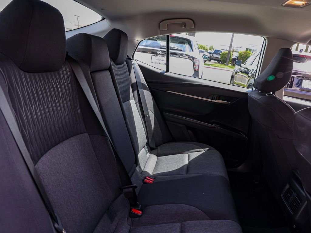 Used 2025 Toyota Camry LE image 17