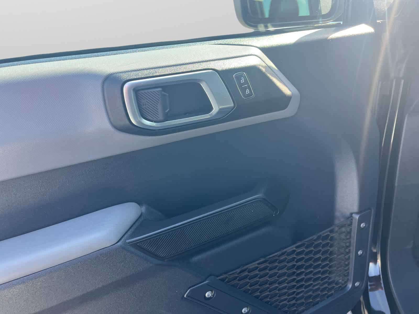 Used 2023 Ford Bronco Big Bend w/ Sasquatch Package image 31