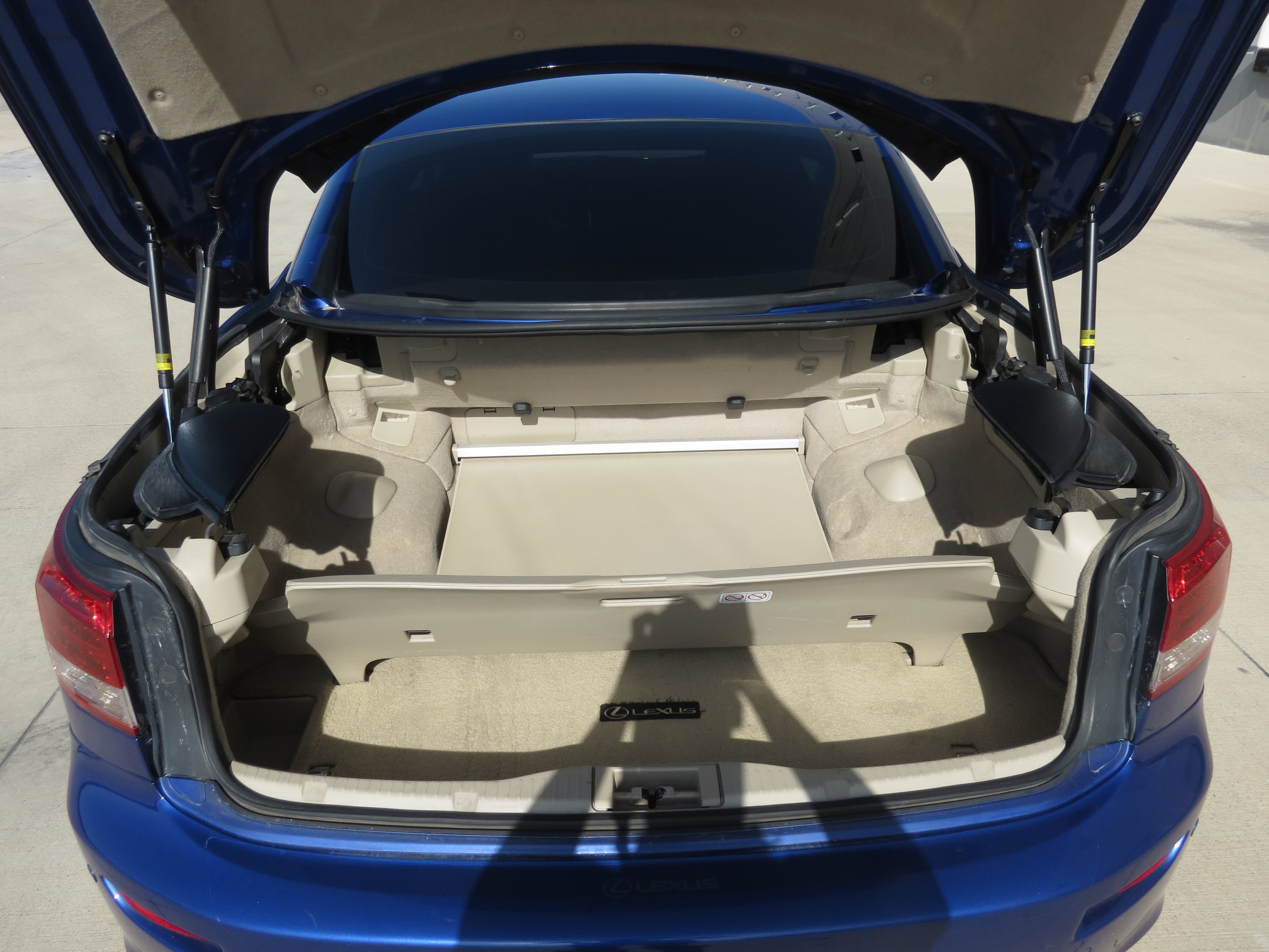 Used 2010 Lexus IS 250C RWD image 40