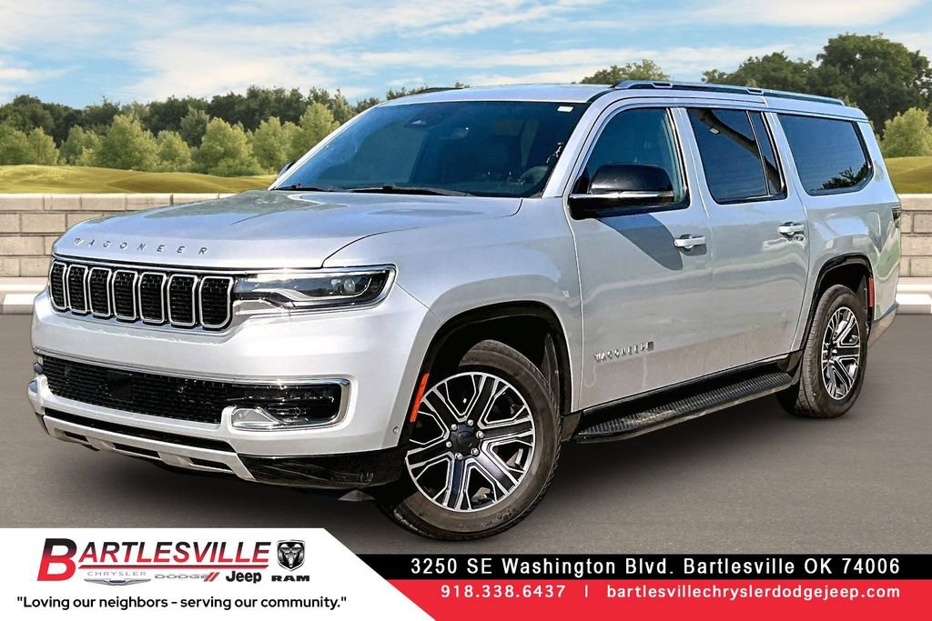 Used 2024 Jeep Wagoneer L Series II w/ Flexible Seating Group AWD/4WD image 1