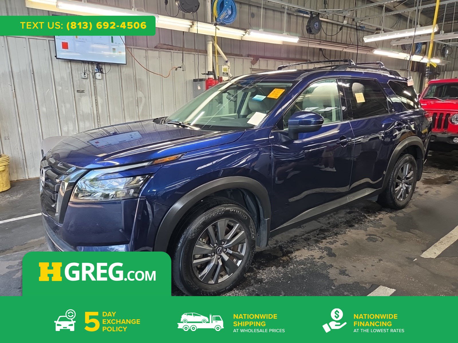 Used 2024 Nissan Pathfinder SV w/ Lighting Package (N92) FWD image 1