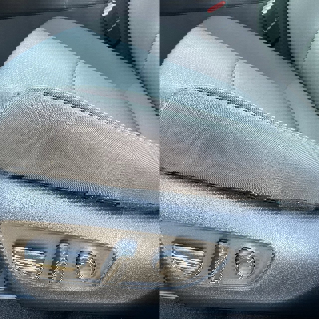 Used 2023 Toyota RAV4 XLE image 22