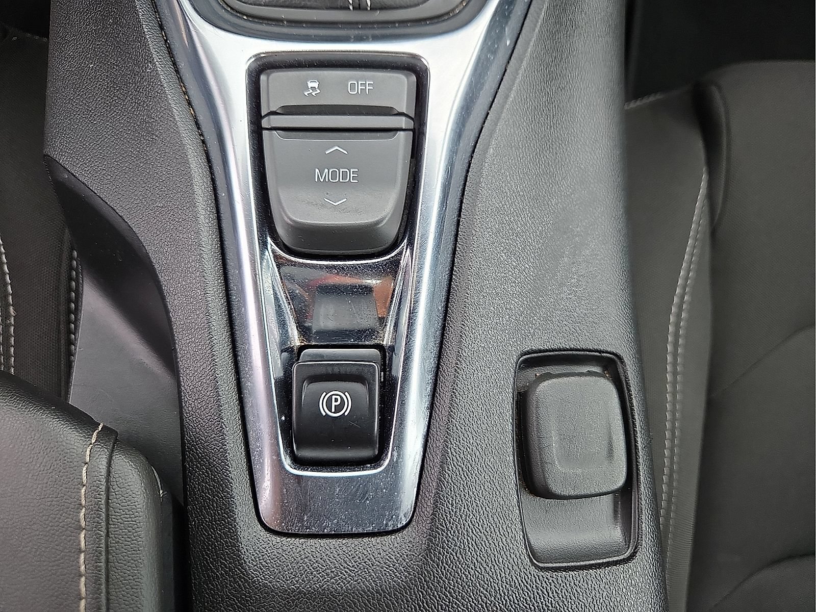 Used 2022 Chevrolet Camaro SS RWD image 17