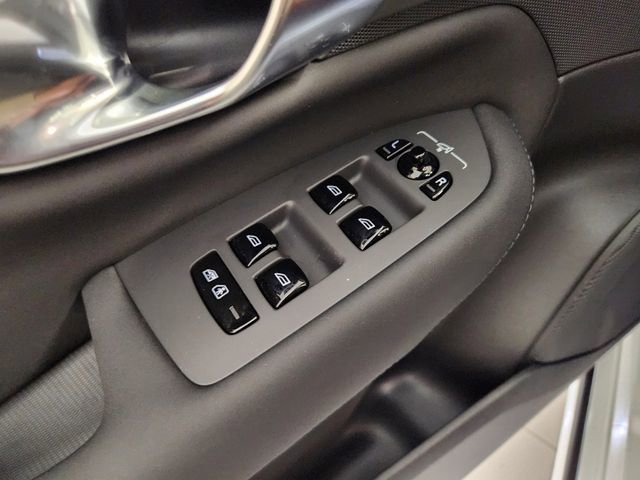 New 2026 Volvo XC90 B6 Plus w/ Protection Package Premier image 23
