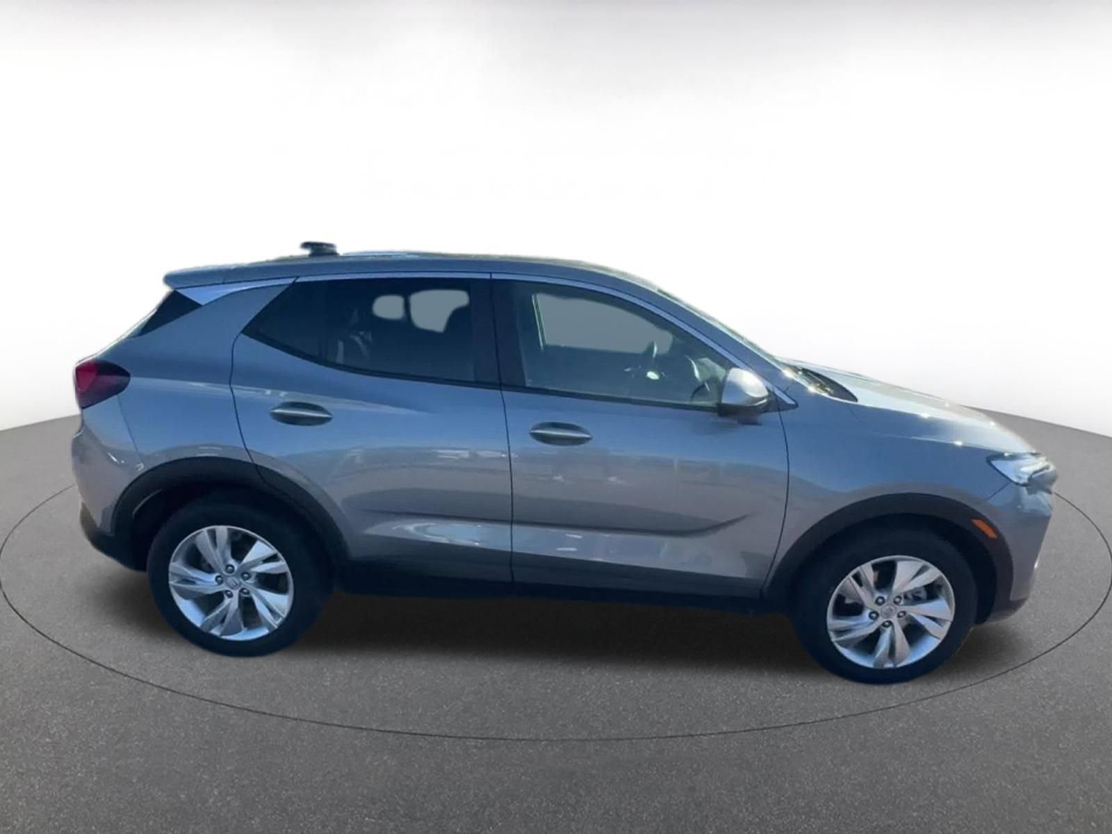 Used 2025 Buick Encore GX Preferred image 16