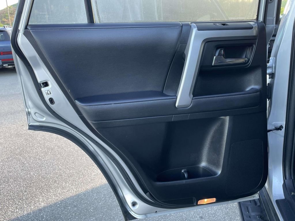 Used 2022 Toyota 4Runner SR5 image 2