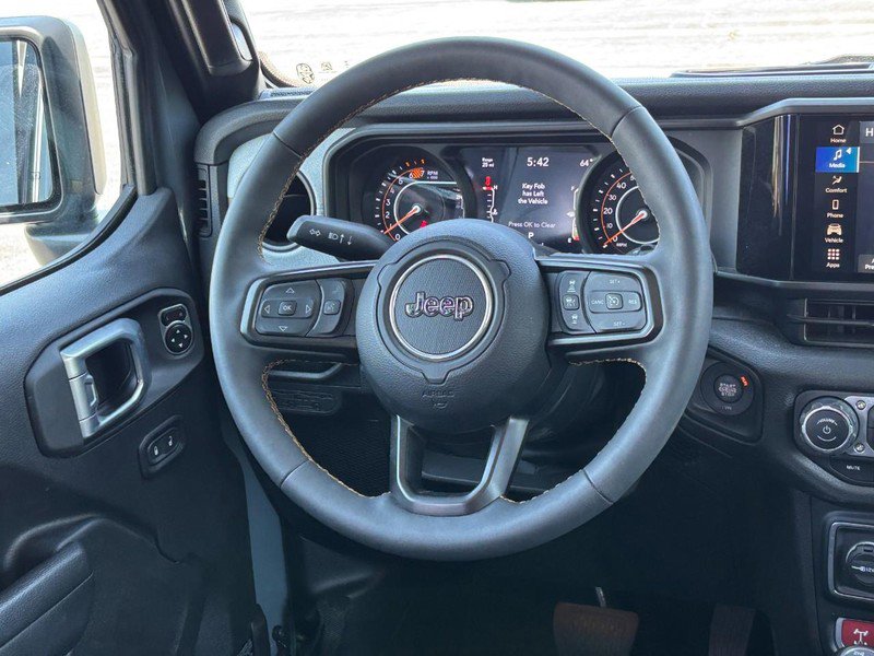 Used 2024 Jeep Wrangler Unlimited Sport AWD/4WD image 12