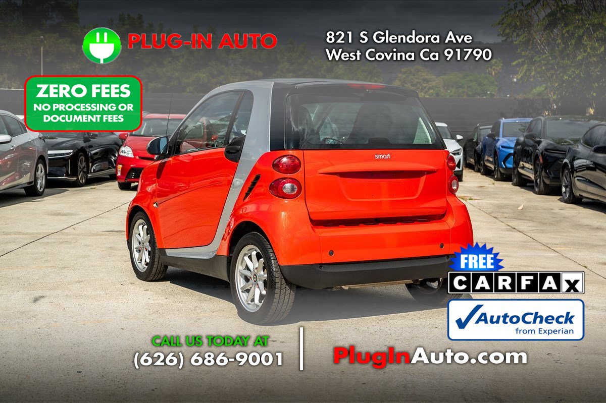 Used 2008 smart fortwo pure RWD image 2