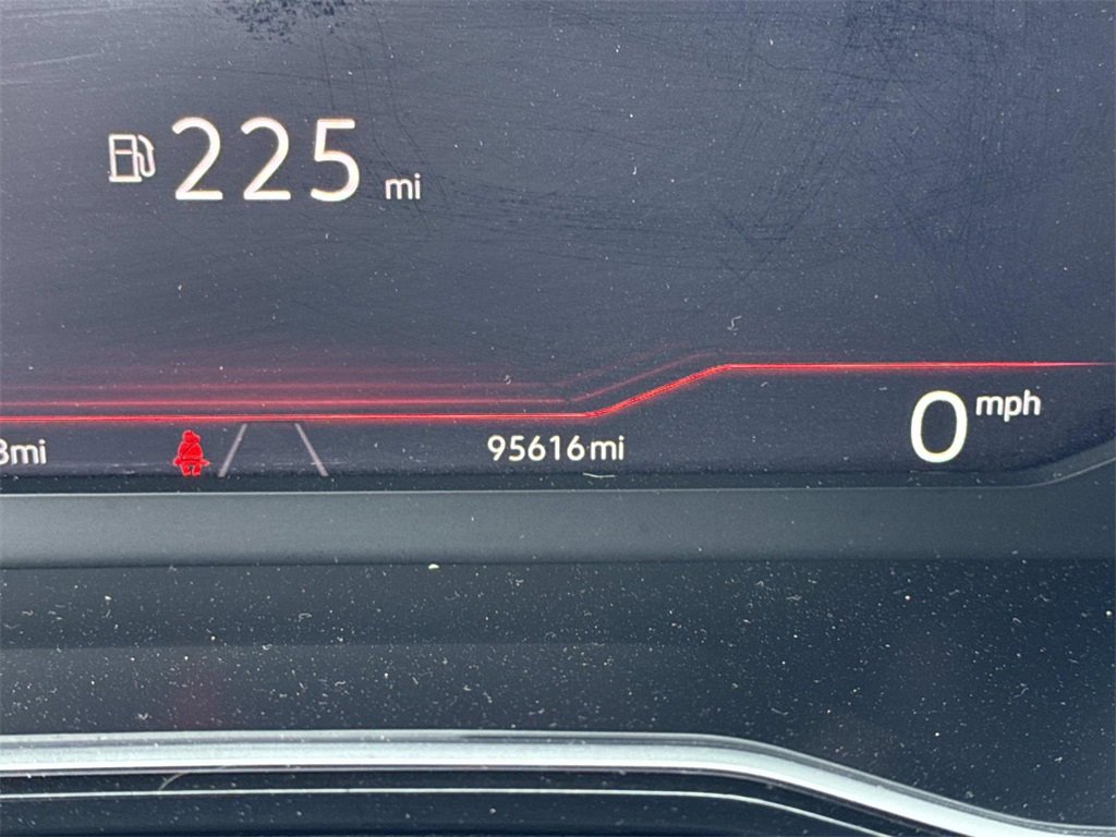 Used 2021 Volkswagen Jetta GLI Autobahn image 14